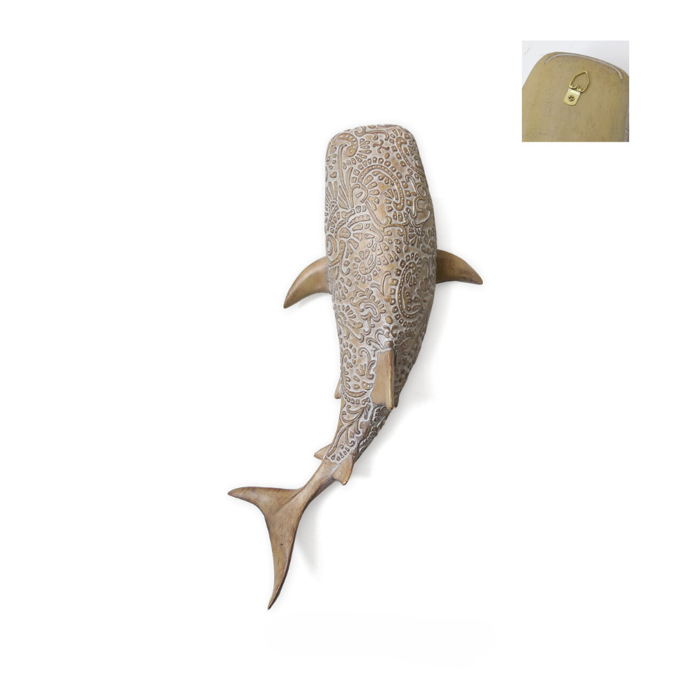 TIBURON BALLENA RESINA