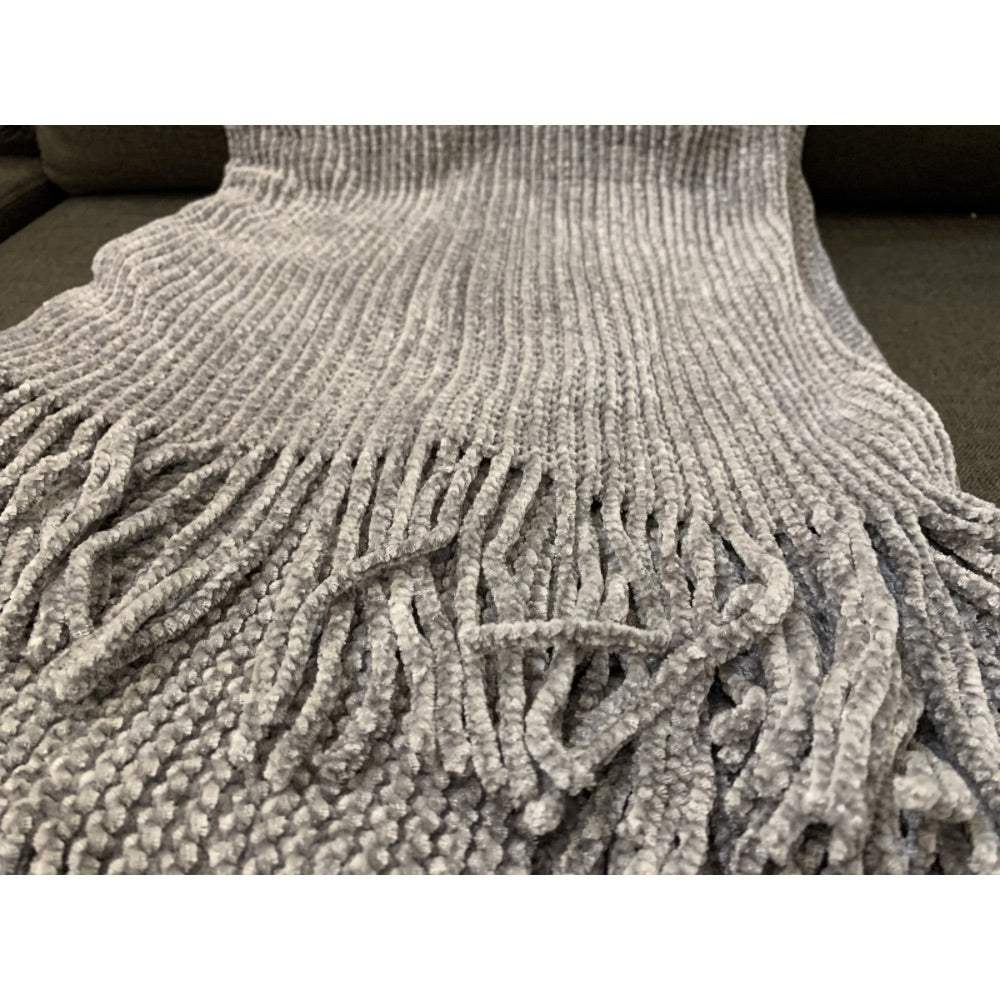 Manta Chenille 200x130 cm – Suavidad y estilo para tu hogar