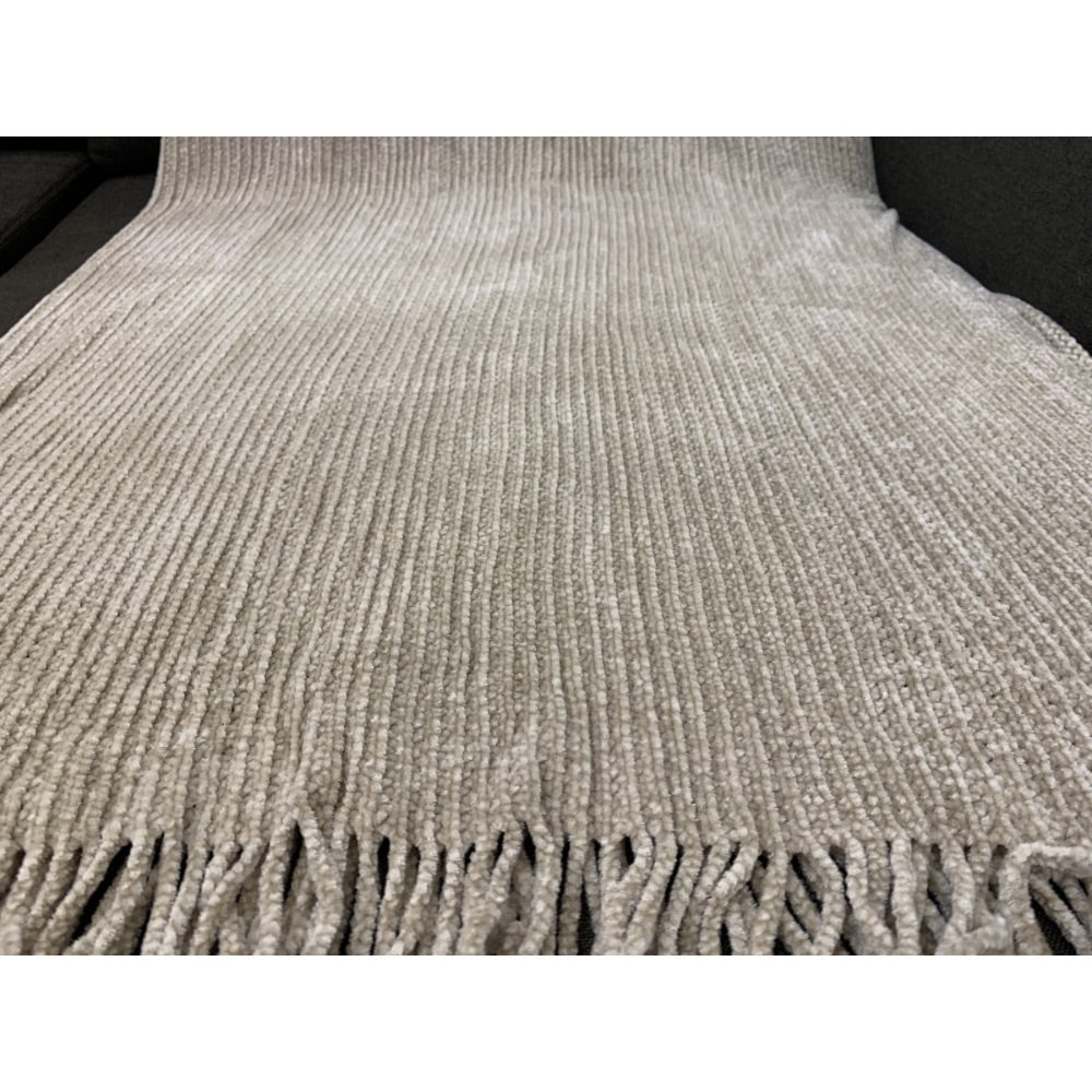 Manta Chenille 200x130 cm – Suavidad y estilo para tu hogar